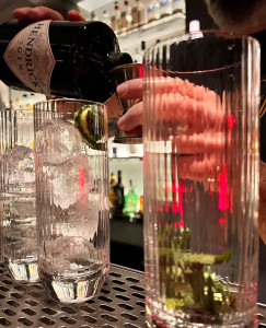 cocktail bar thessaloniki_best cocktails_thessaloniki night club_cocktails thessaloniki_night club_night club thessaloniki_best cocktails_achilleon_olympion_best cocktail bar thessaloniki_bar thessaloniki κεντρο_bar thessaloniki best_vogatsikou 3_vogatsikou 3 thessaloniki_thessaloniki bar restaurant